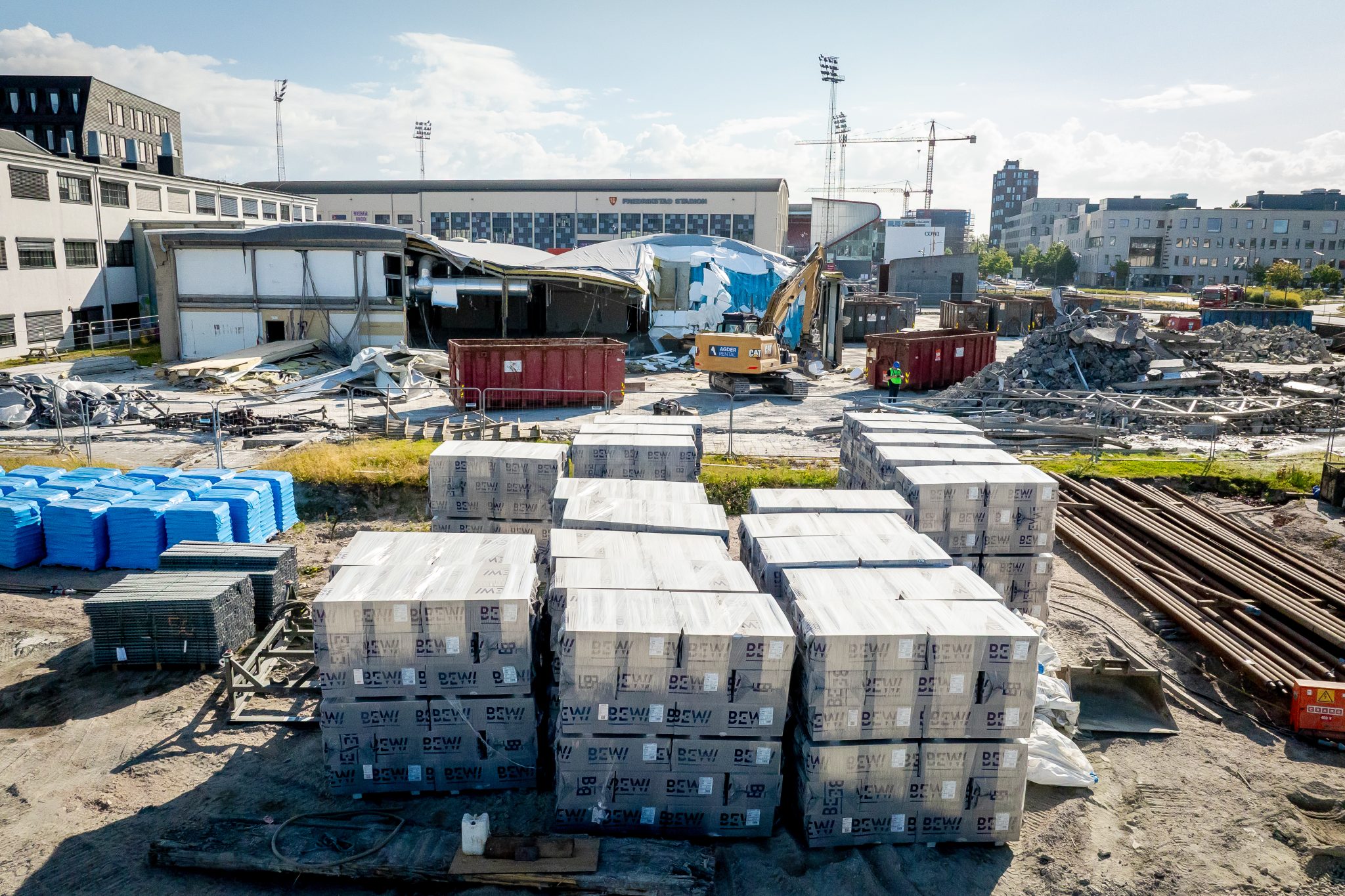 Resikrulert EPS til ny Terra XPS fra Dokka i Fredrikstad til ny Arena Fredrikstad